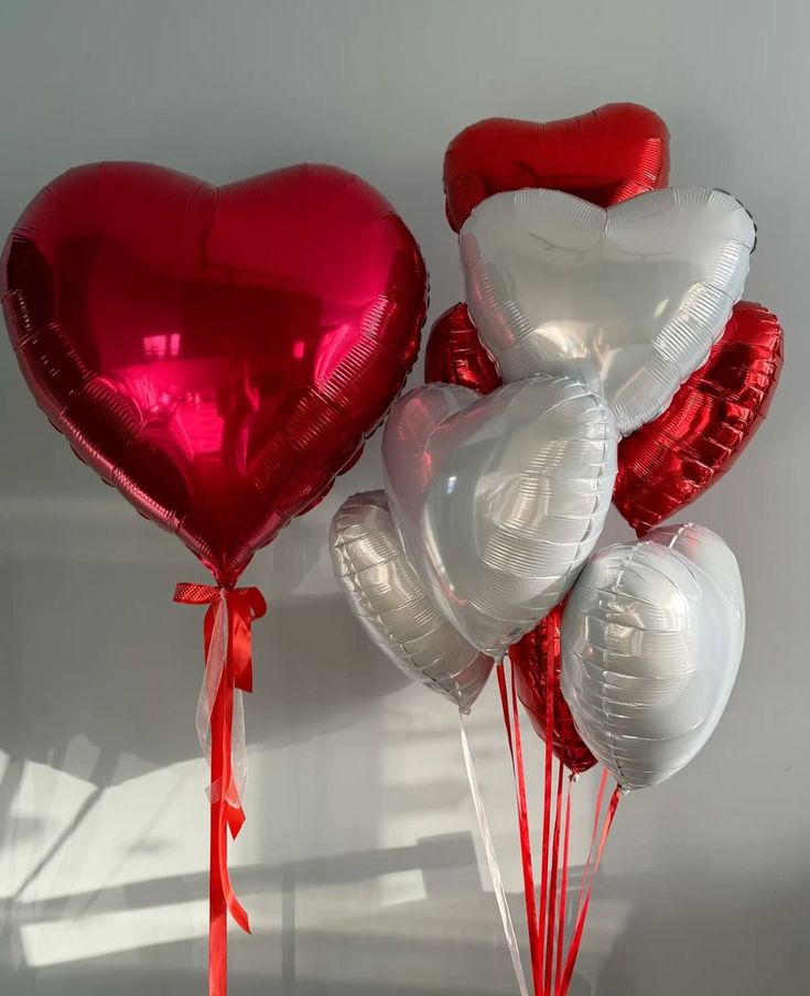 Anniversary Balloons