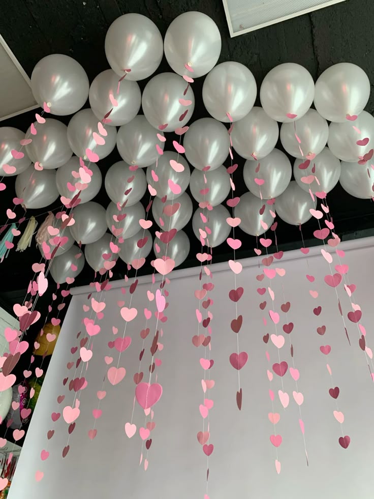 Pure white balloons decor