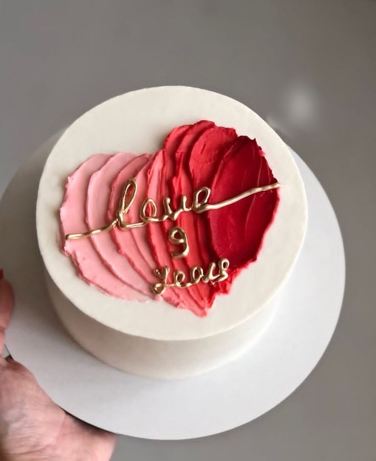 Signature Love cake